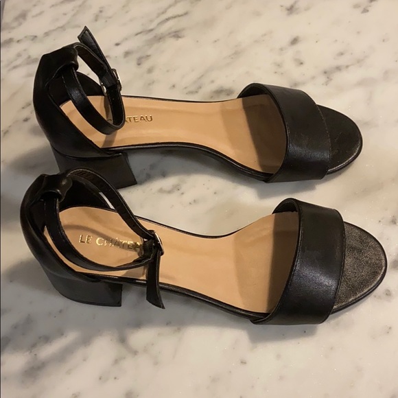 Le Chateau Black Heels - Picture 2 of 2